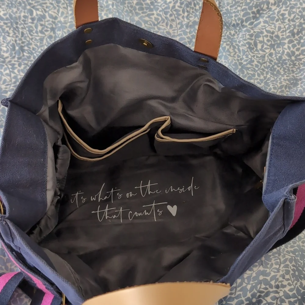 Bagging Rights Large Tote - Picture 4 of 8